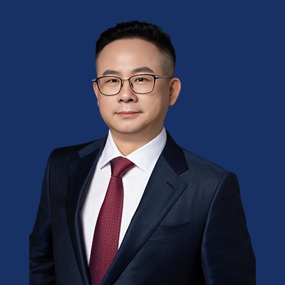 党委委员  李含英